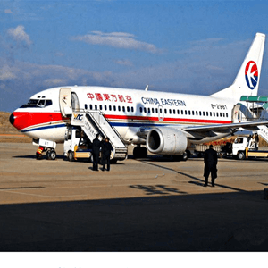 查干湖机场托运航空快运业稳步发展的原因是什么？